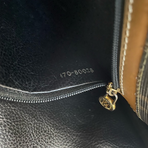 Vintage Authentic Fendi Bag - Picture 4 of 16